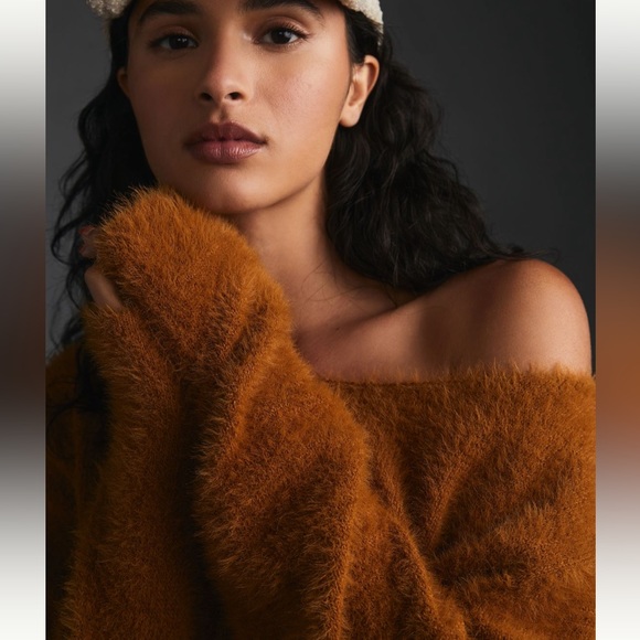 ✨ Anthropologie Cropped Eyelash Sweater Sz S - Picture 3 of 9